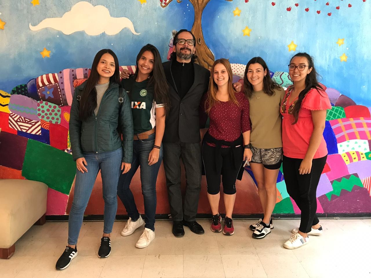 AIESEC tocando más corazones de las Damas Betti